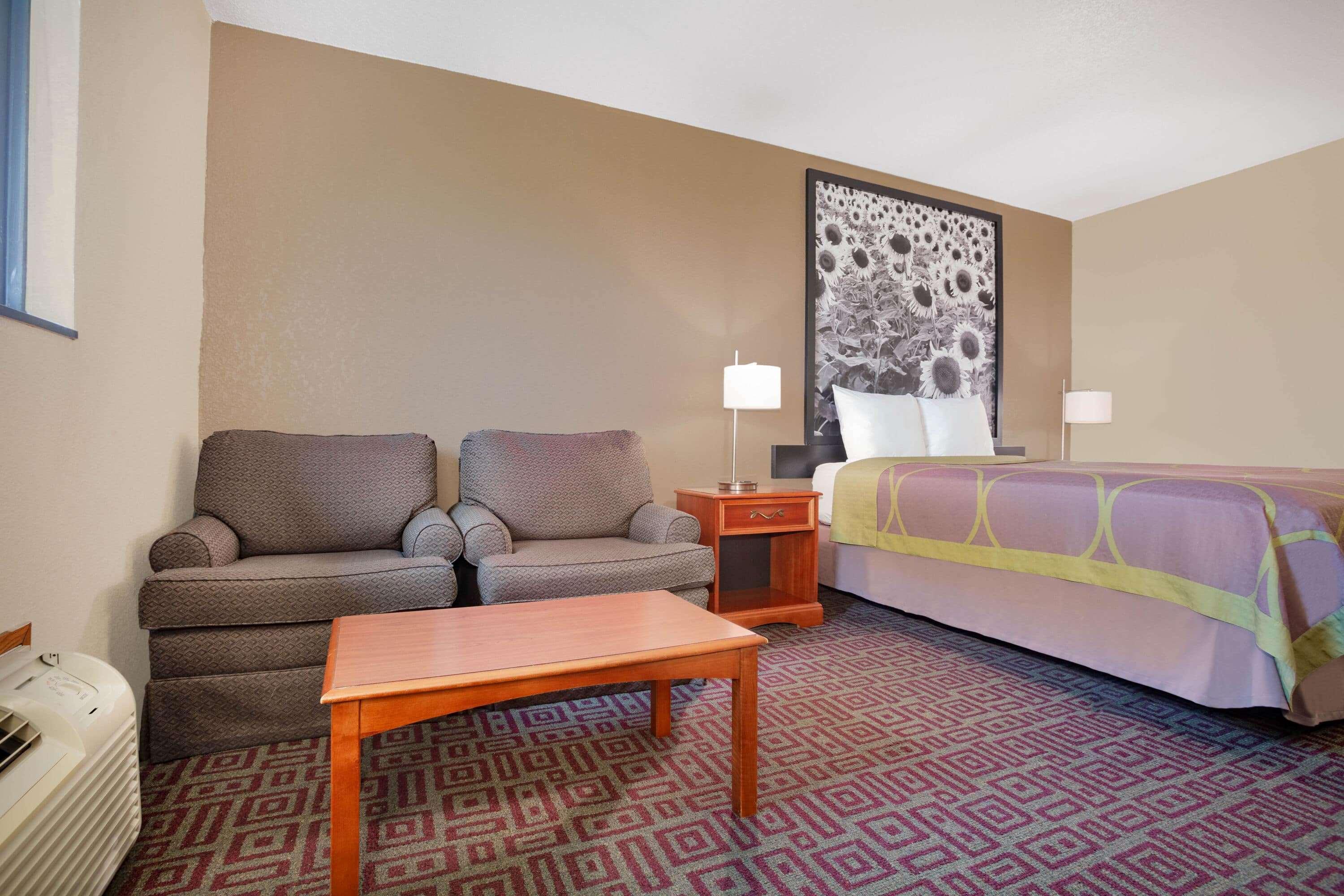 Super 8 By Wyndham Fort Madison Dış mekan fotoğraf